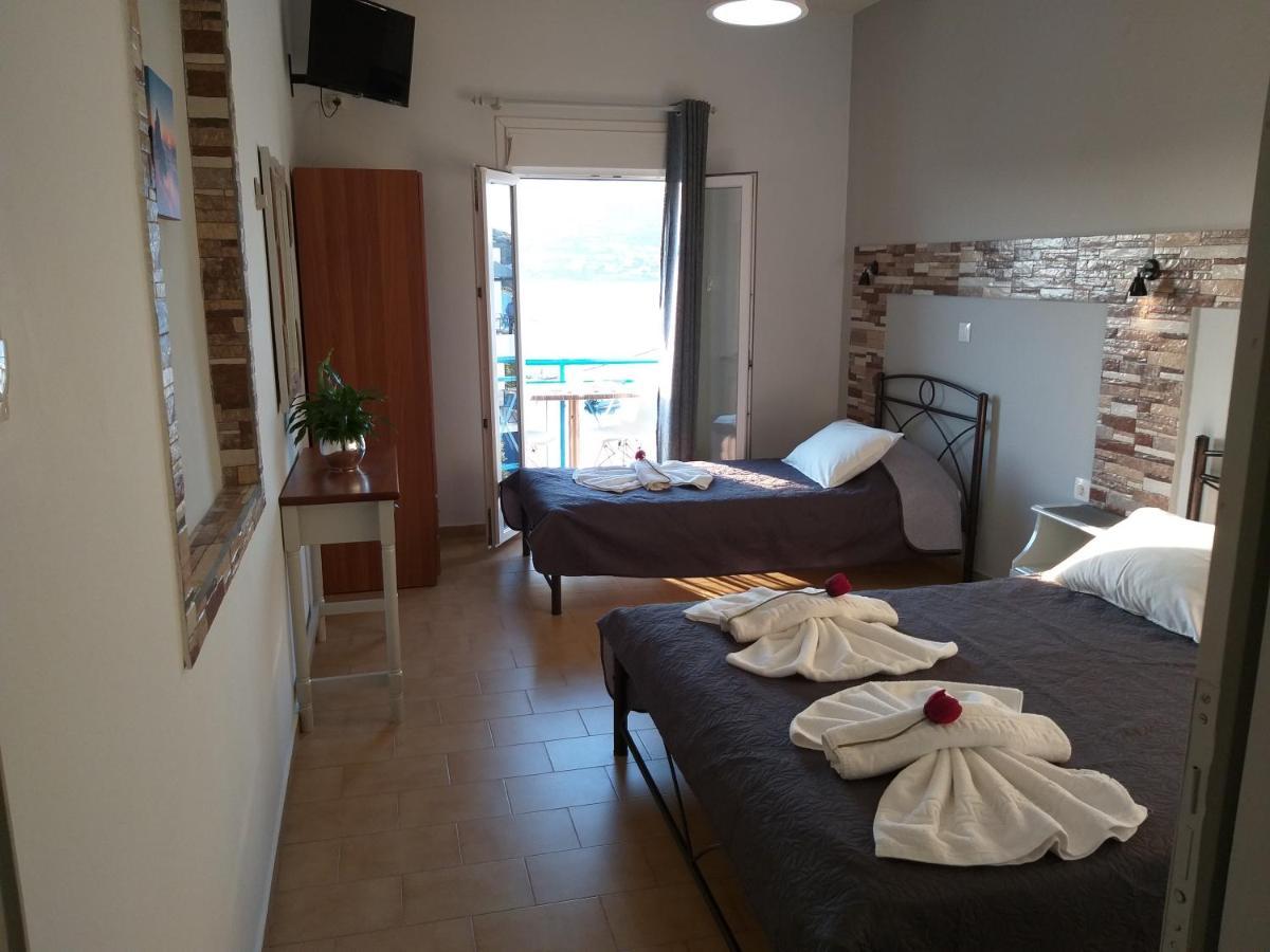 Meltemi Apartment Posidhonia  Bagian luar foto