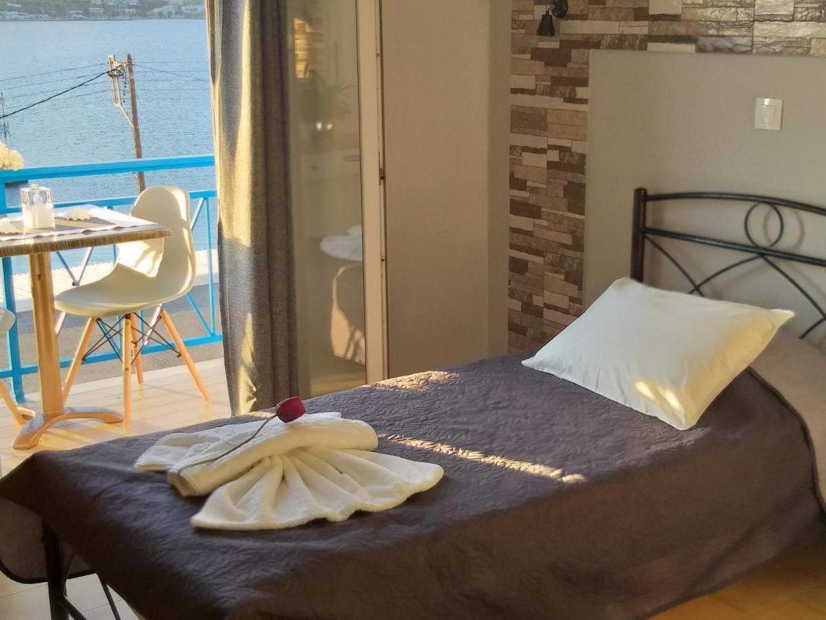 Meltemi Apartment Posidhonia  Bagian luar foto