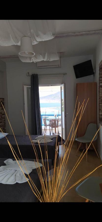 Meltemi Apartment Posidhonia  Bagian luar foto