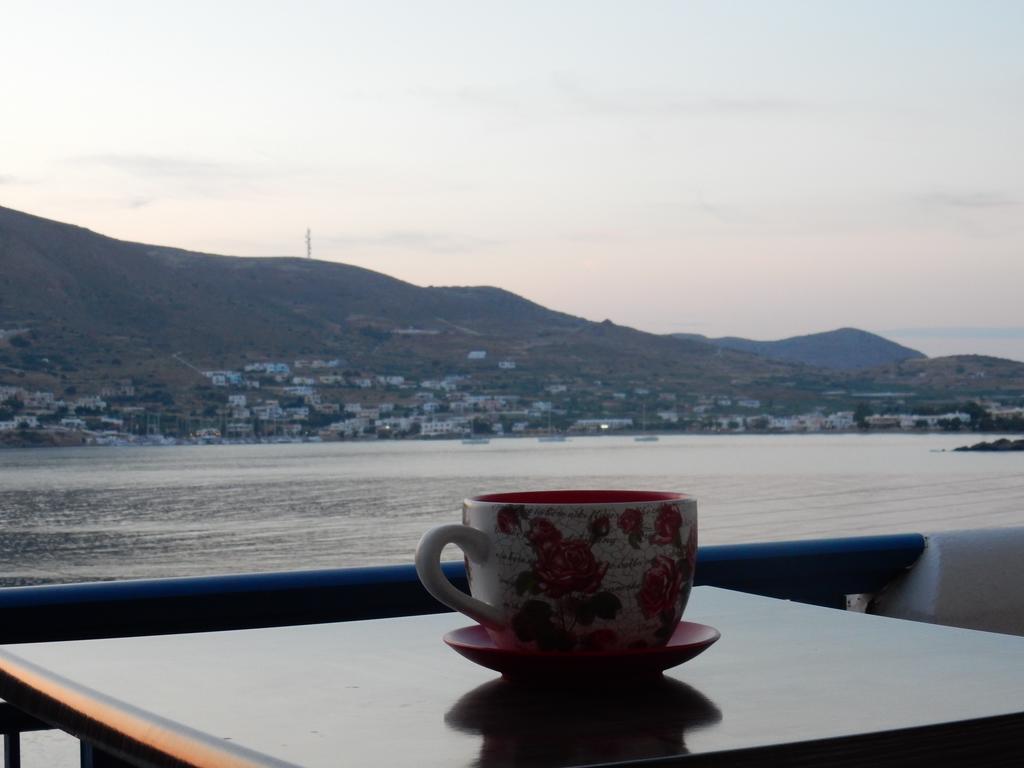 Meltemi Apartment Posidhonia  Bagian luar foto