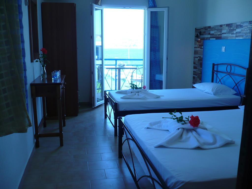 Meltemi Apartment Posidhonia  Bagian luar foto